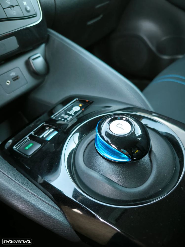 Nissan Leaf N-Connecta - 5