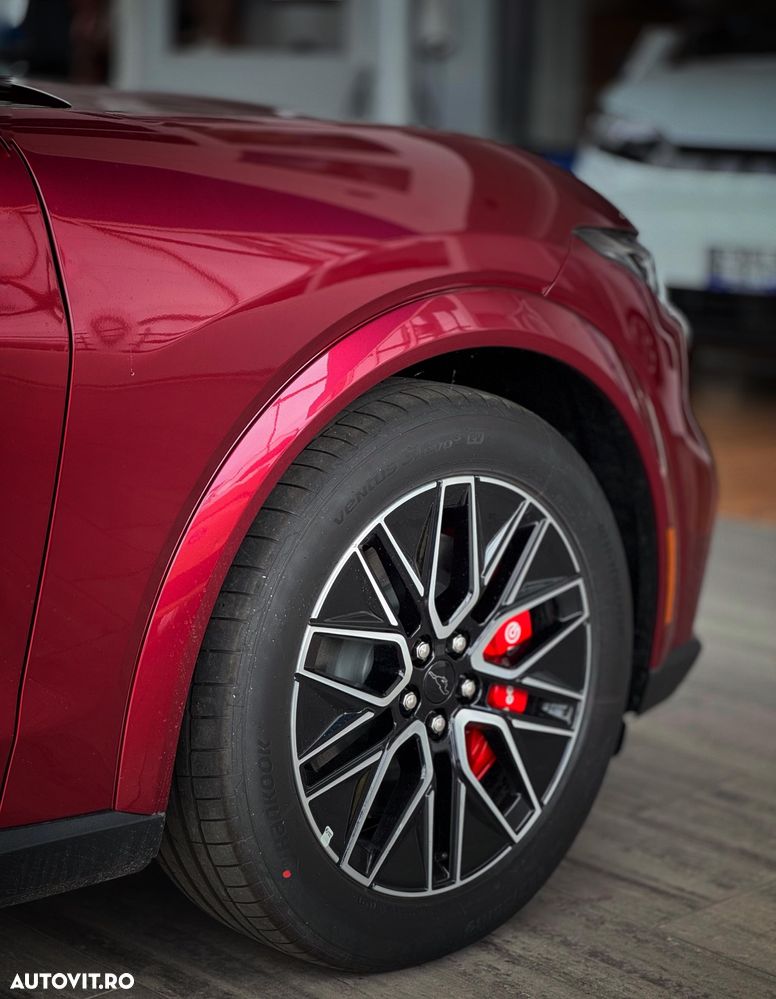 Ford Mustang Mach-E AWD PREMIUM - 14