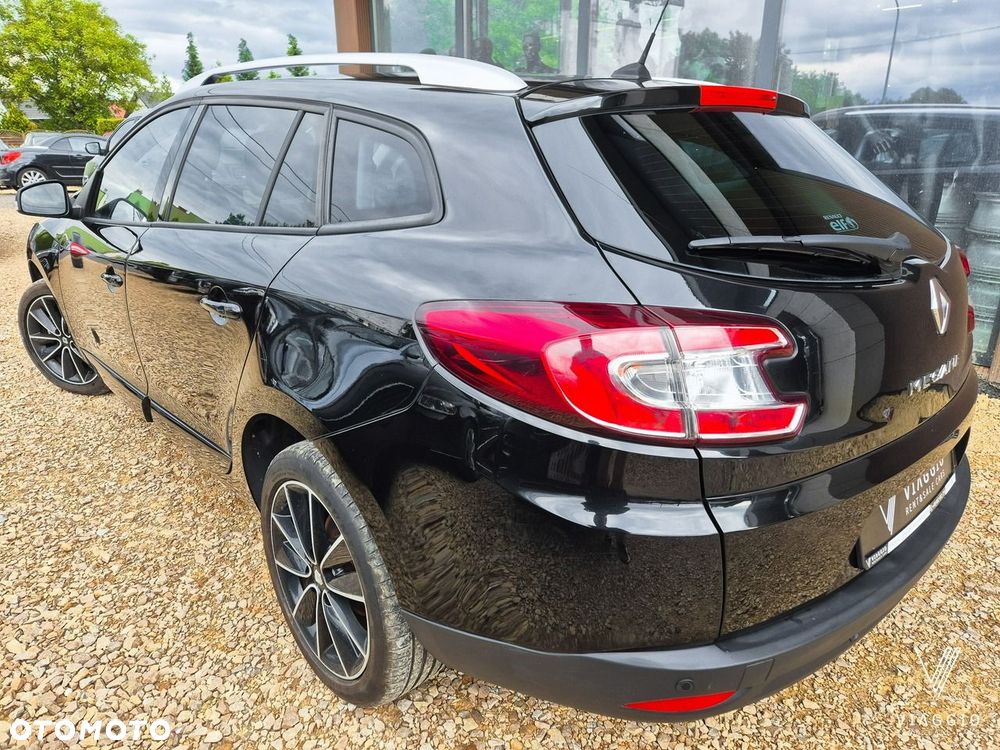 Renault Megane ENERGY TCe 130 BOSE EDITION - 3
