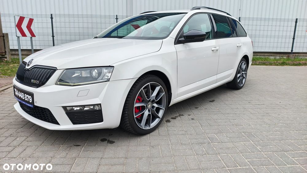 Skoda Octavia 2.0 TDI DSG RS - 11
