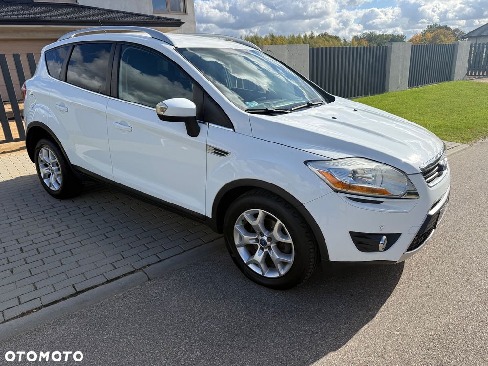 Ford Kuga - 12