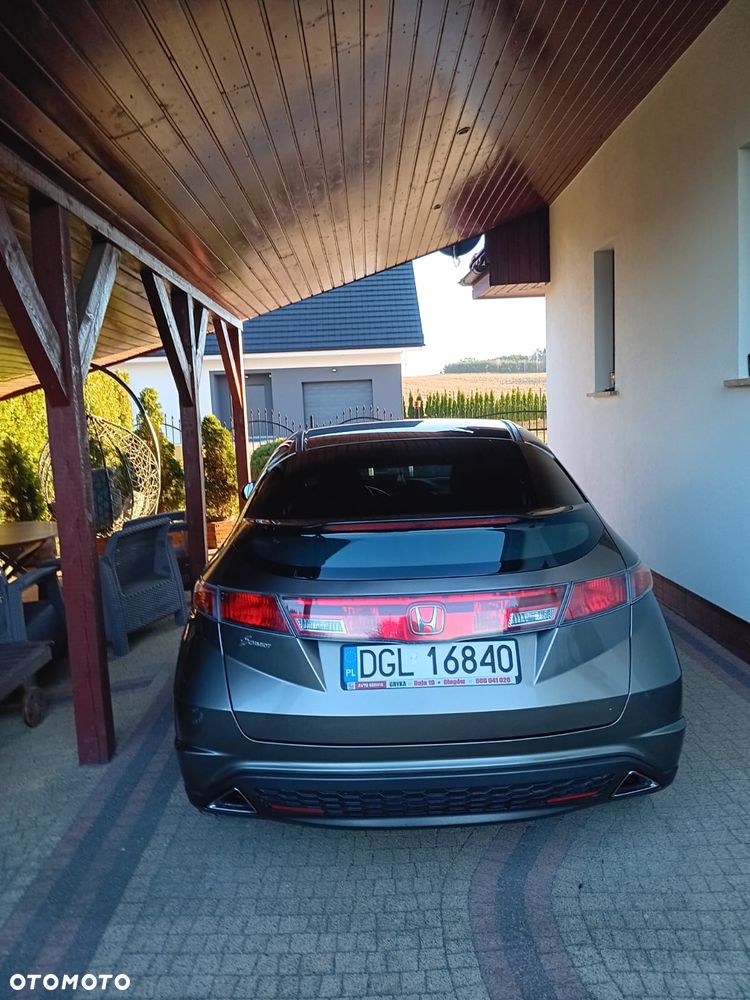 Honda Civic 1.8 Comfort - 5