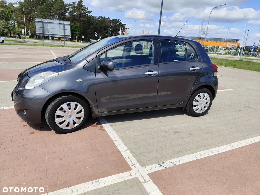 Toyota Yaris 1.4 D-4D Life - 16
