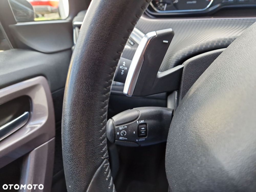 Peugeot 2008 - 20