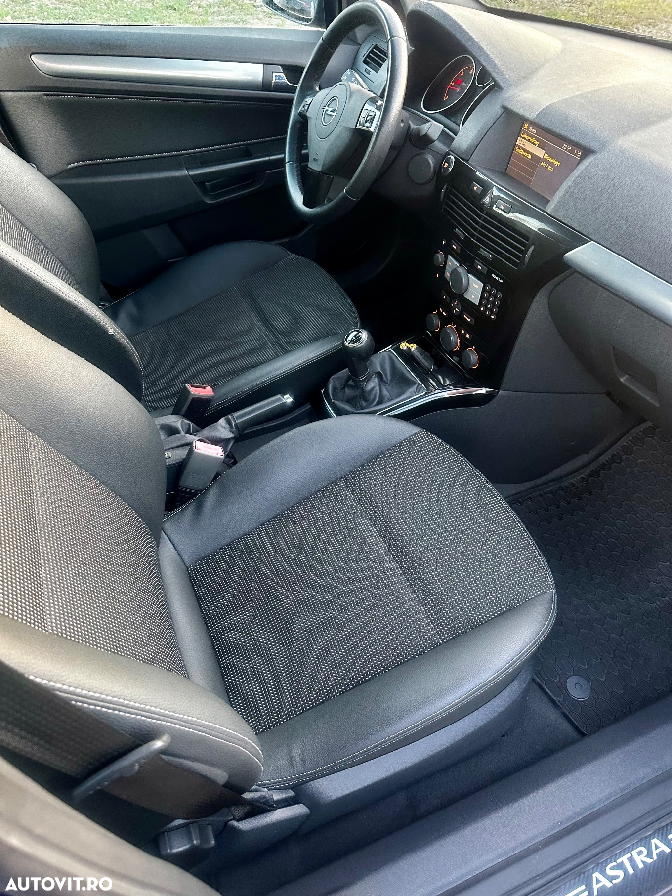 Opel Astra 1.7 CDTI DPF Innovation 110 Jahre - 17