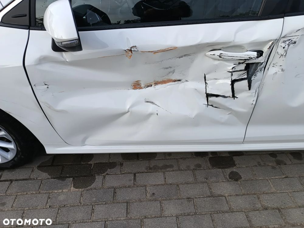 Toyota Corolla 1.5 Comfort - 19