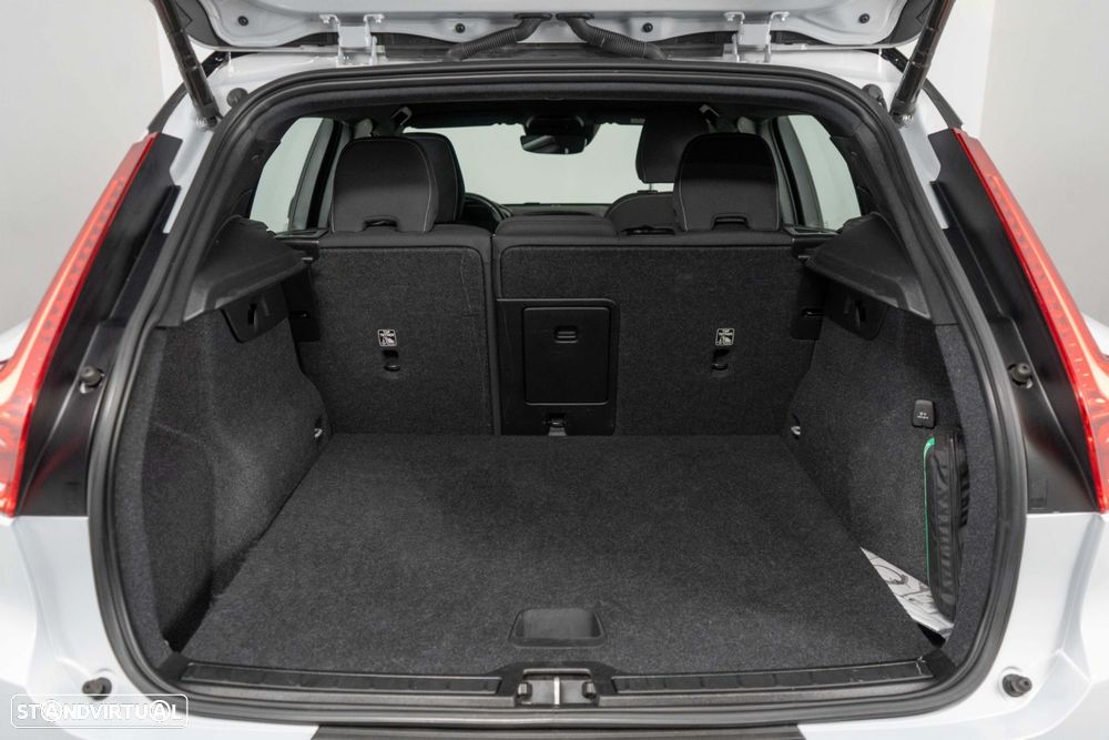 Volvo XC 40 1.5 T5 PHEV Inscription Expression - 29