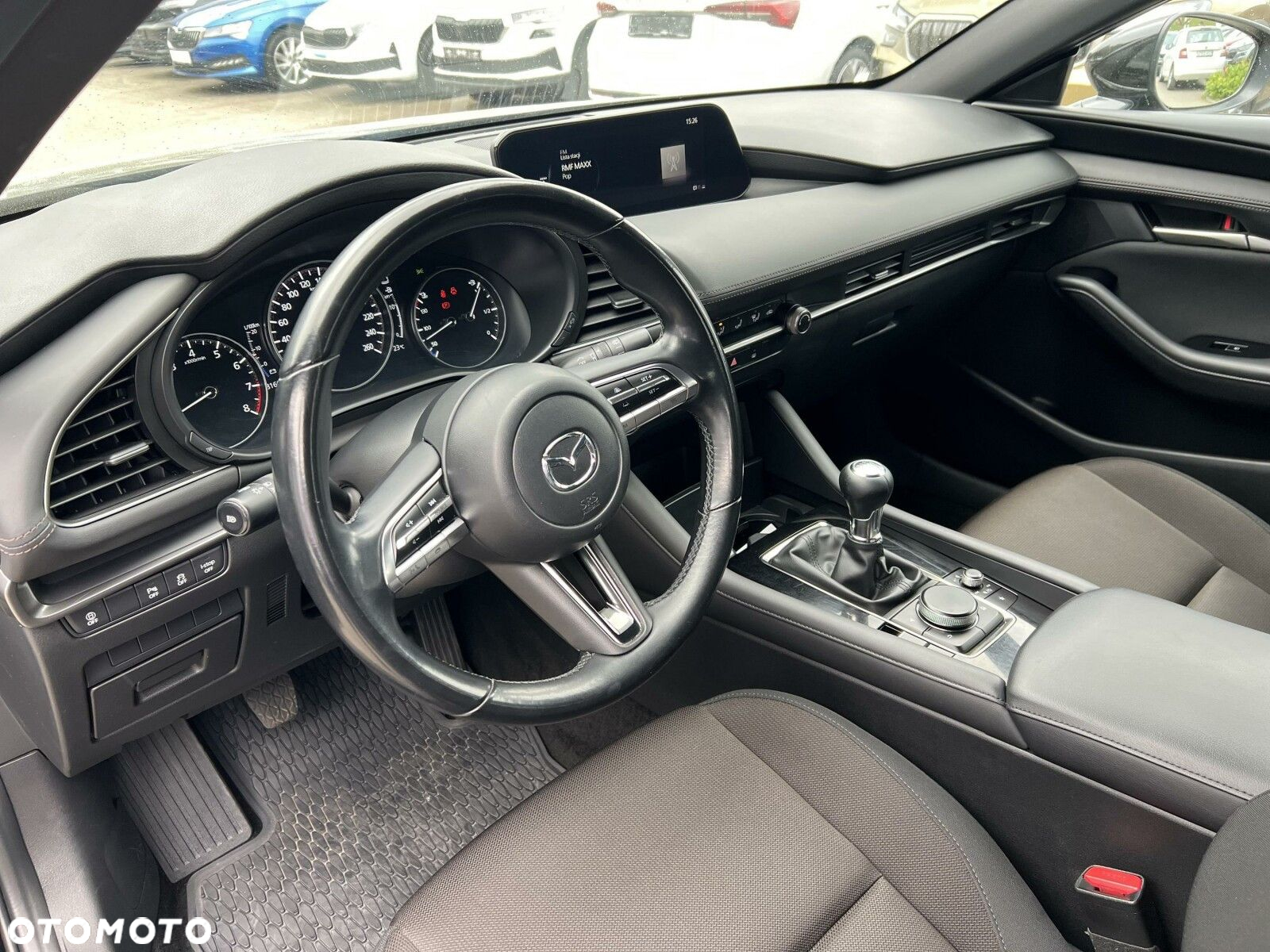 Mazda 3 - 17