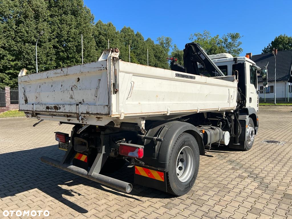 MAN 18.240 TGM wywrotka 3-str. z HDS HIAB 099, manual - 18