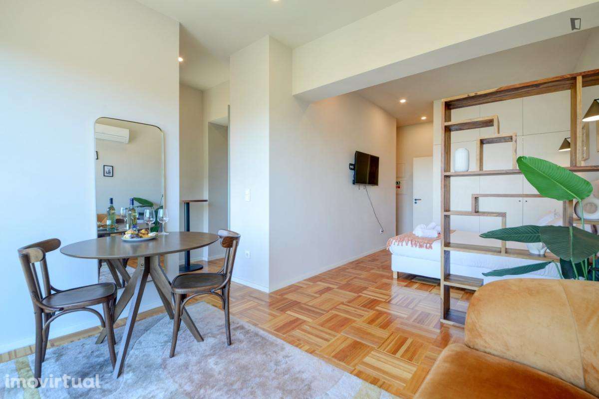 Estúdio - localizado em Miragaia Porto - Grande imagem: 3/28