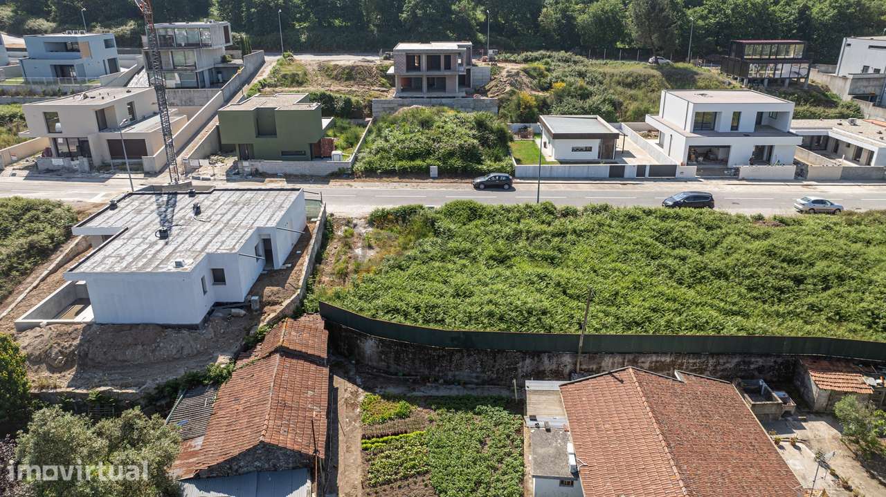 Terreno Exclusivo em Loteamento de Luxo – Ruivães, Vila Nova de Fam... - Grande imagem: 4/16