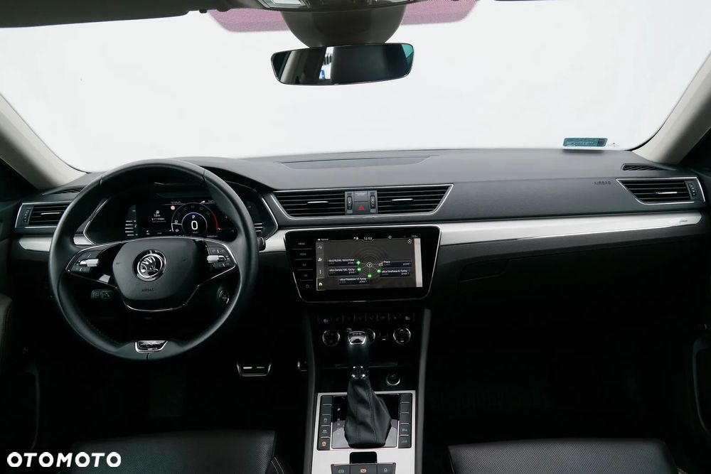 Skoda Superb 2.0 TSI L&K DSG - 16