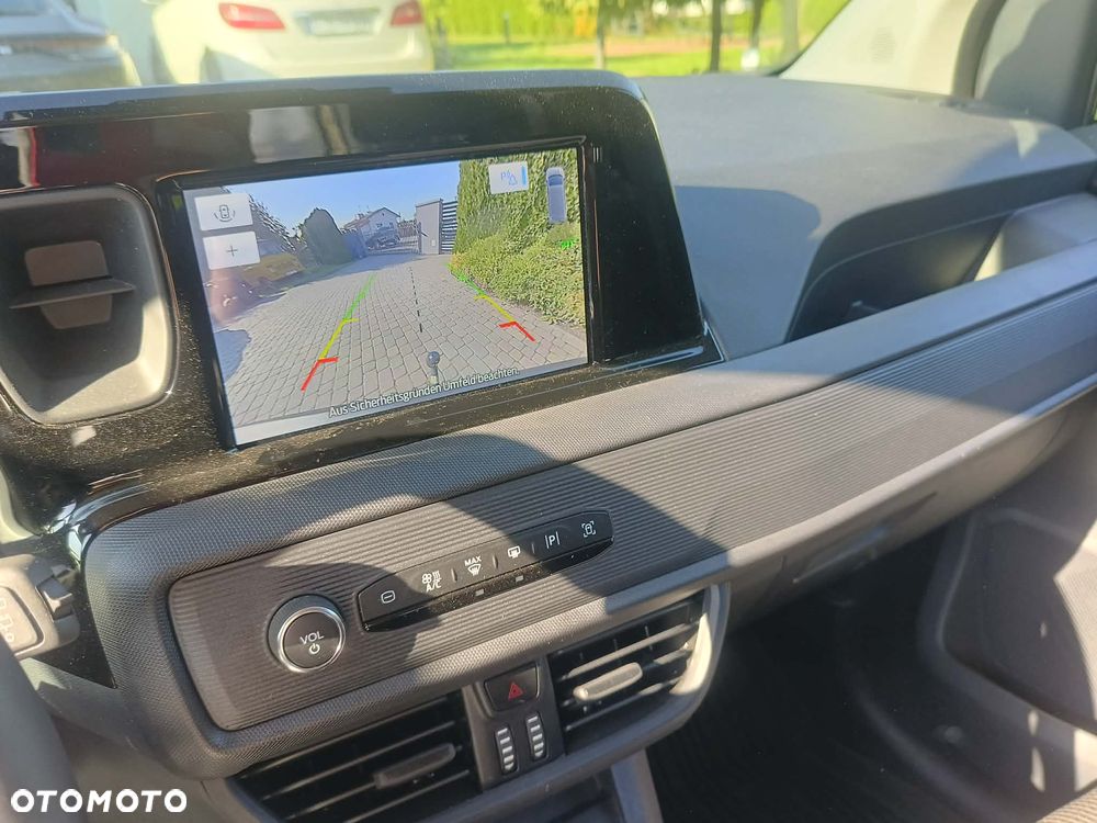 Ford Tourneo Courier 1.0 EcoBoost Trend - 23