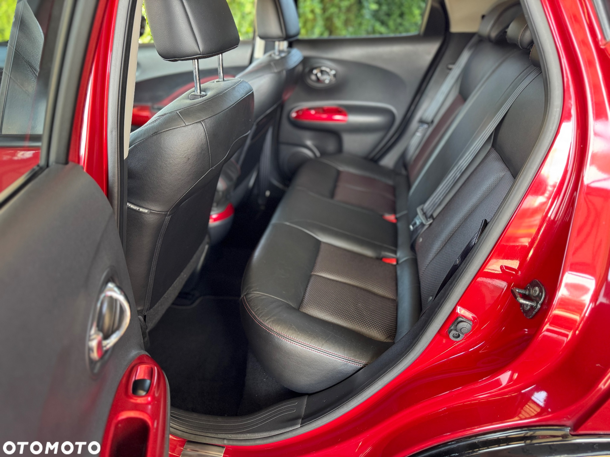 Nissan Juke 1.6 T Tekna - 8