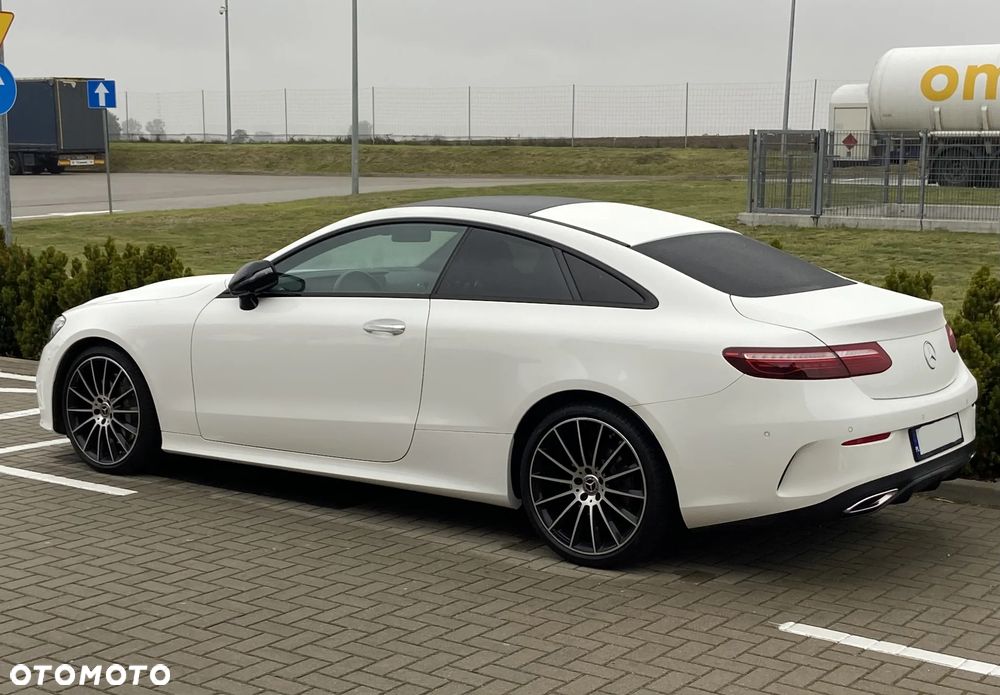 Mercedes-Benz Klasa E - 4