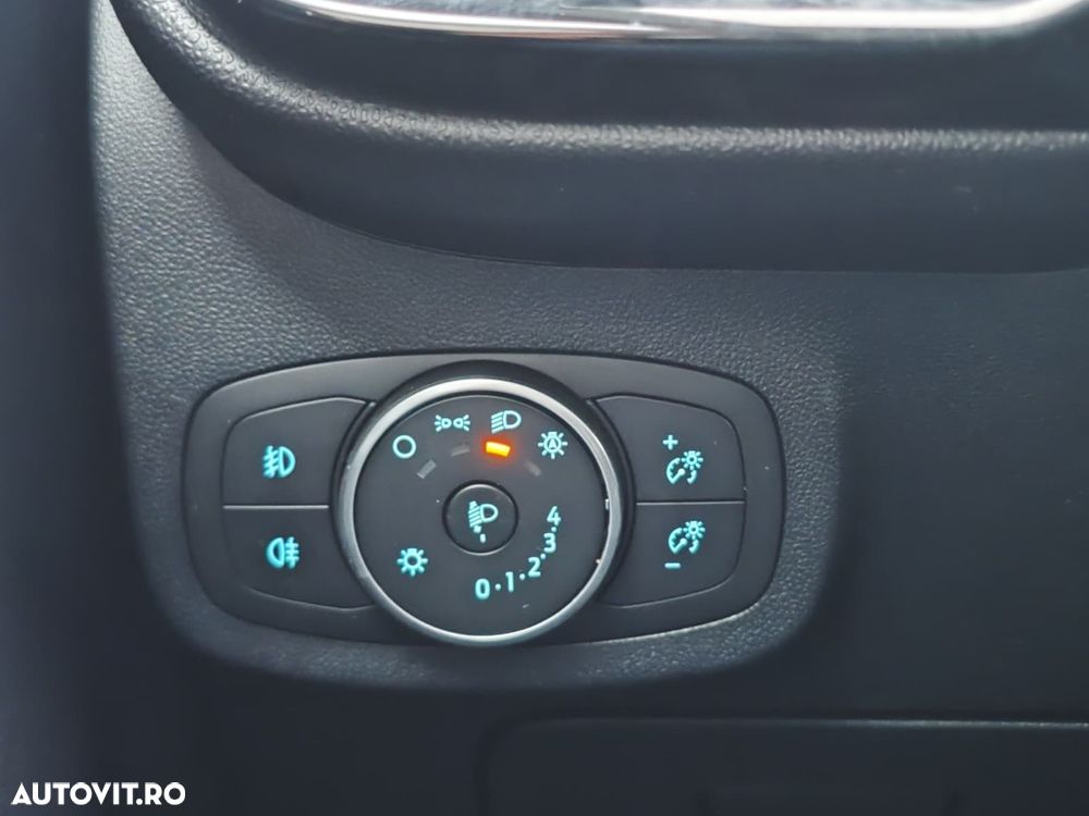 Ford Fiesta 1.0 EcoBoost Trend Connected - 29