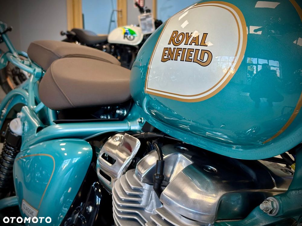 Royal Enfield Classic - 5