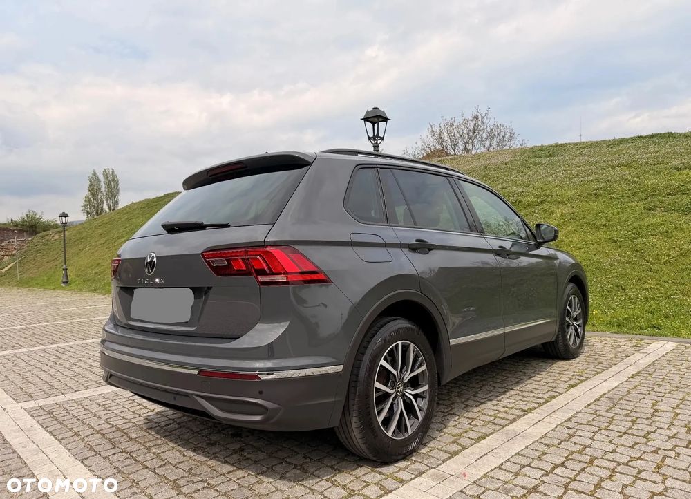 Volkswagen Tiguan 2.0 TDI SCR 4Mot Elegance DSG - 28