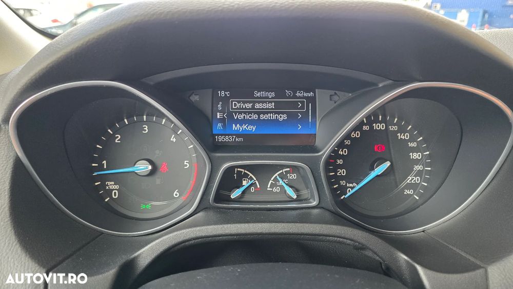 Ford Focus 1.5 EcoBlue Trend - 32