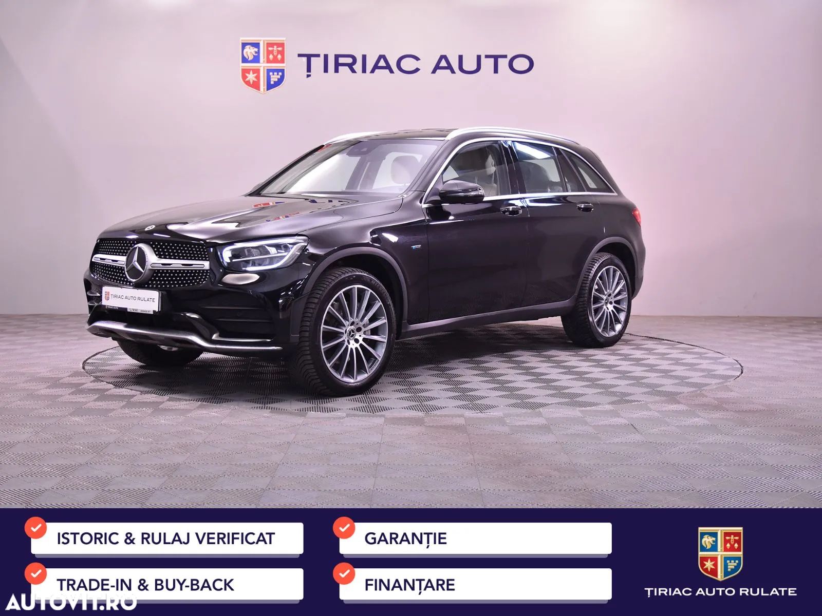 Mercedes-Benz GLC 300 e 4Matic 9G-TRONIC AMG Line - 1