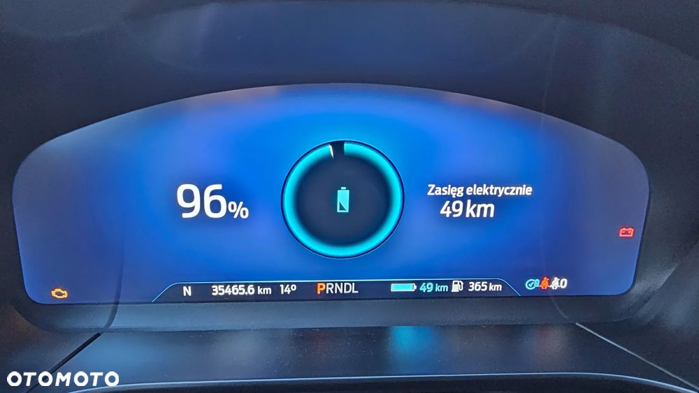 Ford Kuga 2.5 Duratec PHEV TITANIUM X - 17