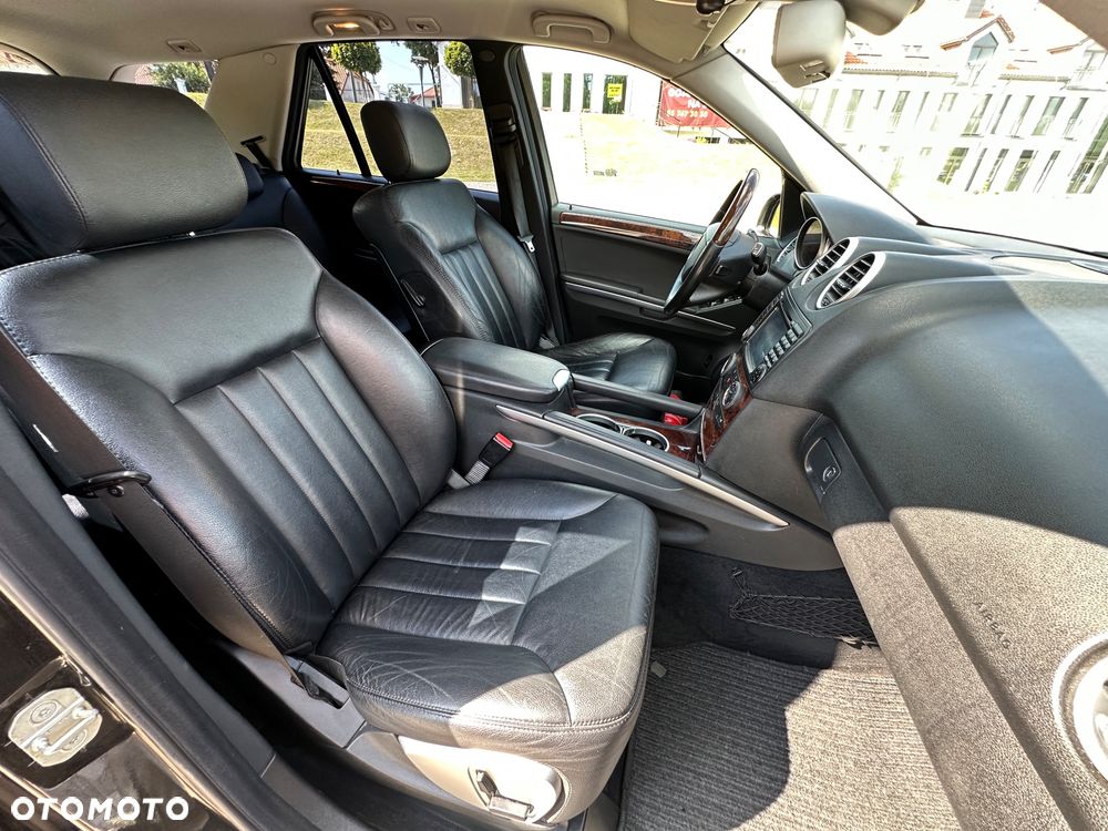 Mercedes-Benz ML - 36