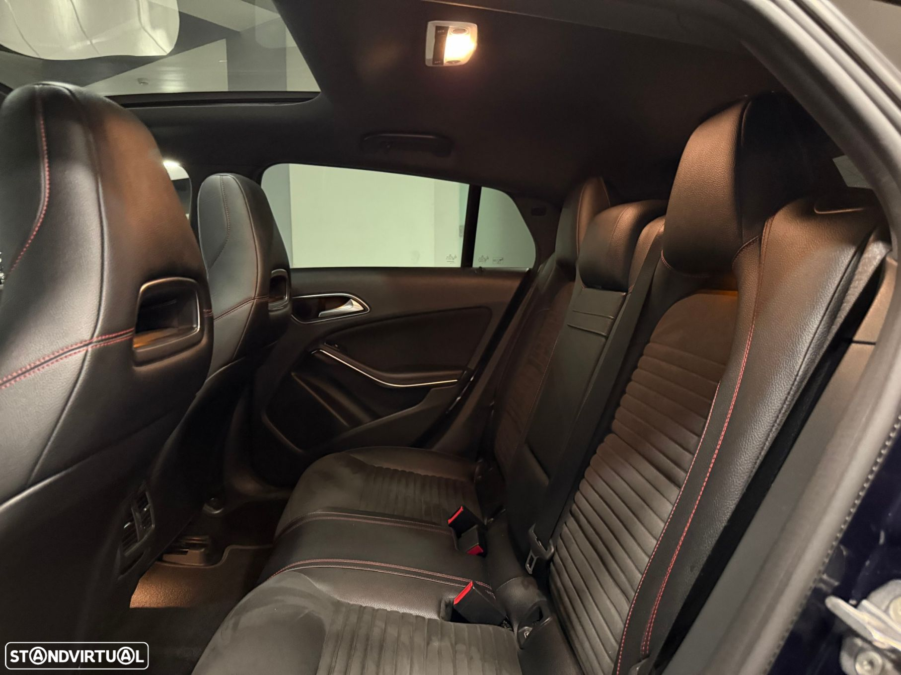 Mercedes-Benz CLA 220 Shooting Brake d 4Matic 7G-DCT AMG Line - 27