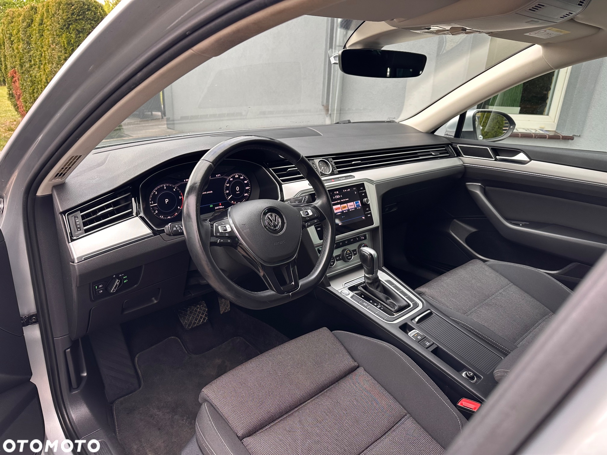 Volkswagen Passat Variant 2.0 TDI DSG (BlueMotion Technology) Highline - 11