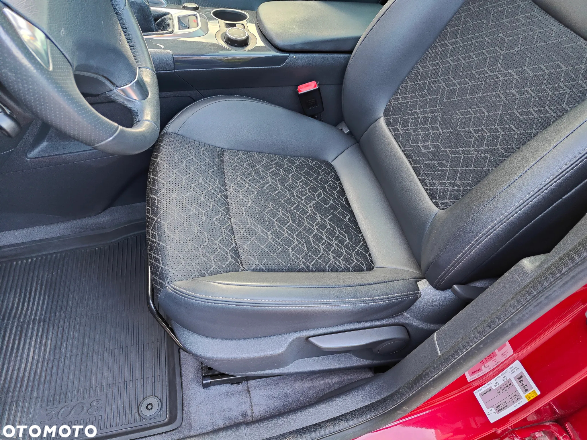Peugeot 3008 HDi FAP 150 Allure - 13