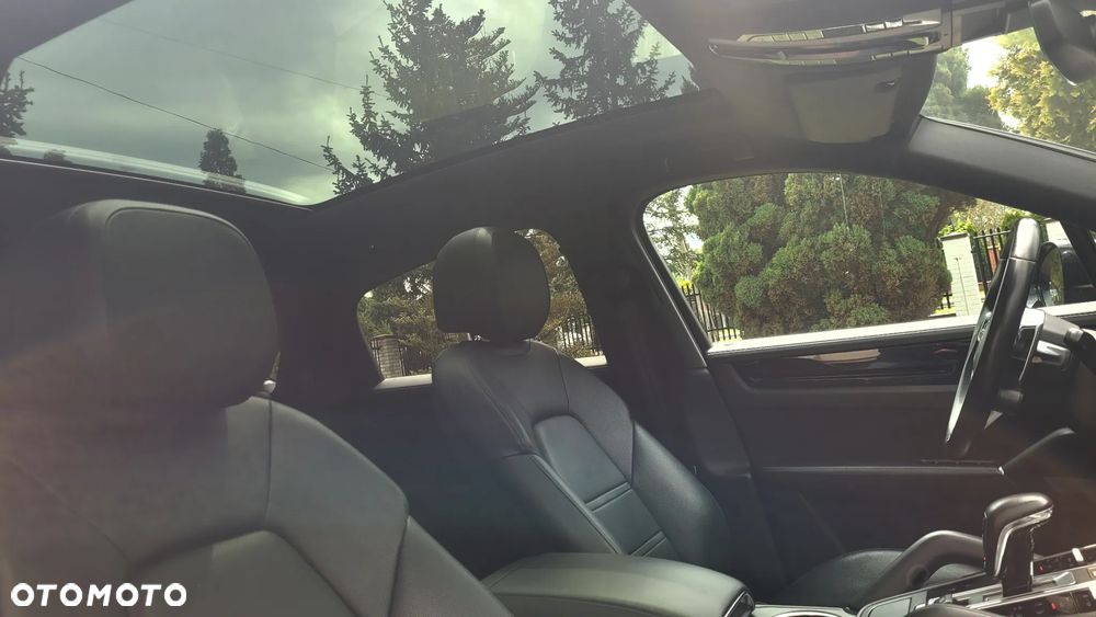 Porsche Cayenne Standard - 21