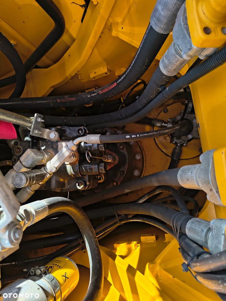 JCB 220x js220 2021R - 21