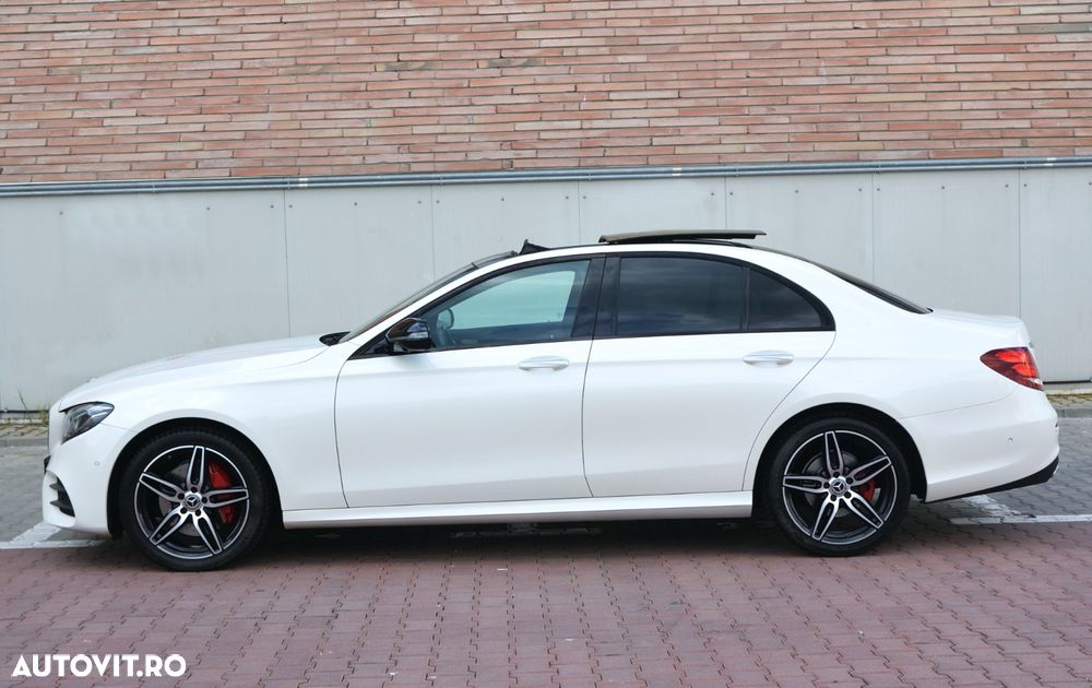 Mercedes-Benz E 220 d 4MATIC 9G-TRONIC AMG Line - 4