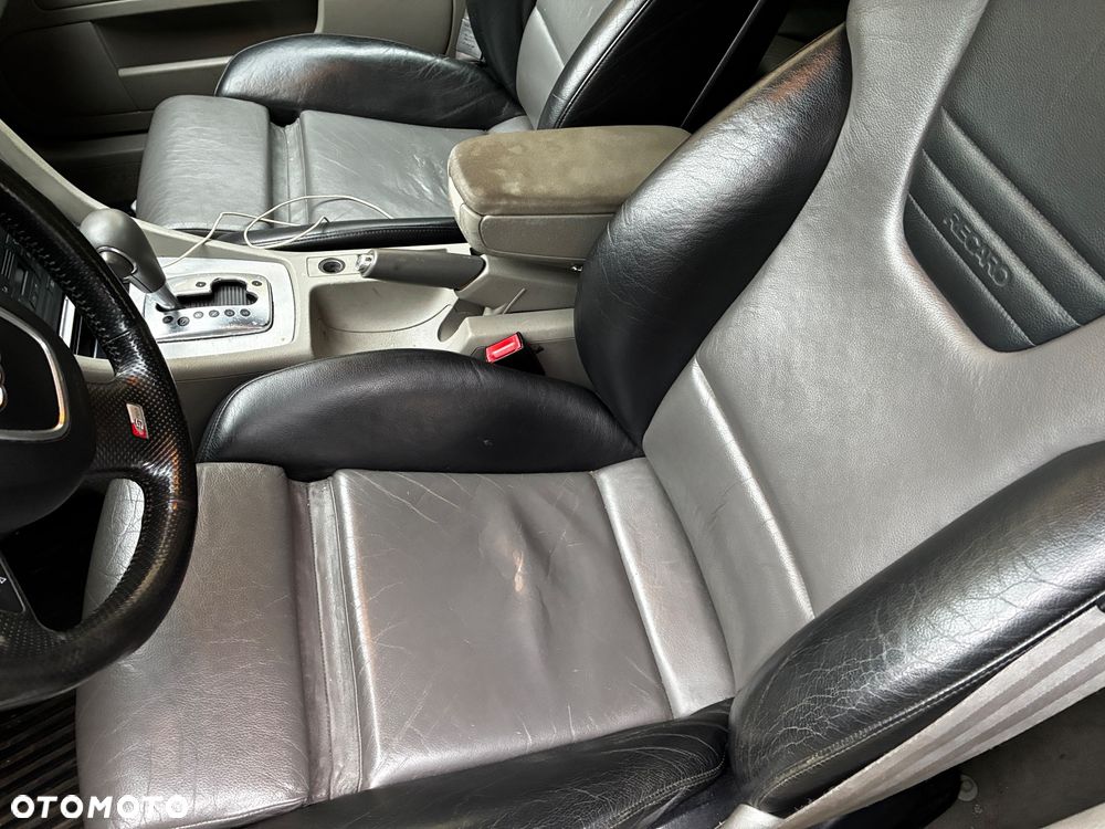 Audi A4 Limousine - 9