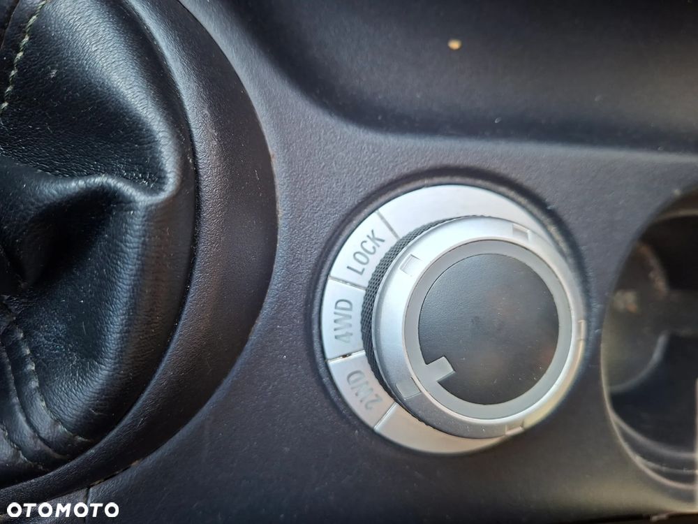 Mitsubishi Outlander 2.0 DI-D 4WD Intense - 13