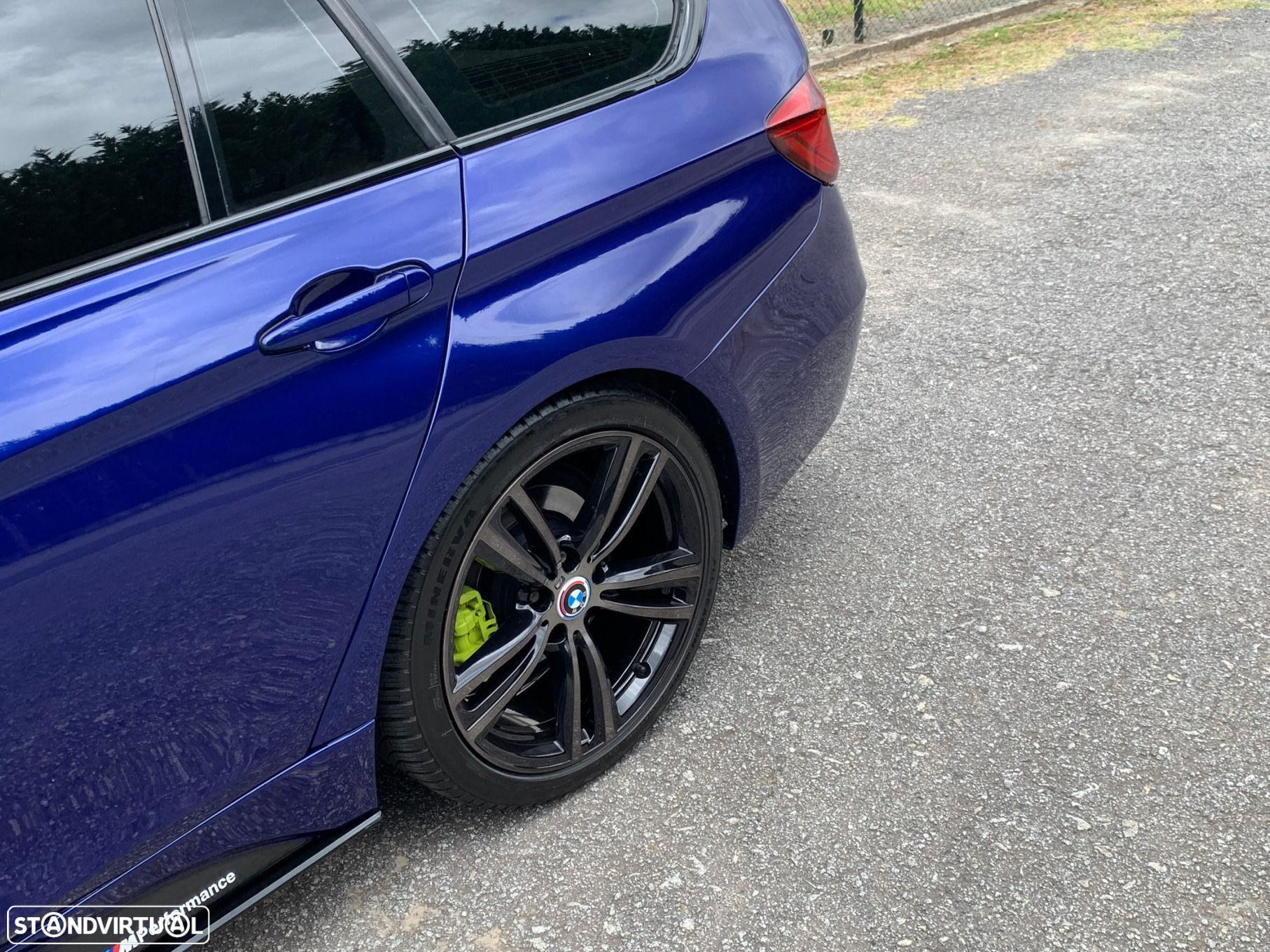 BMW 320 d Touring Pack M - 47