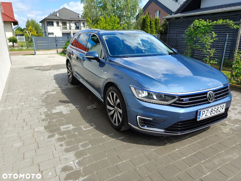Volkswagen Passat - 10