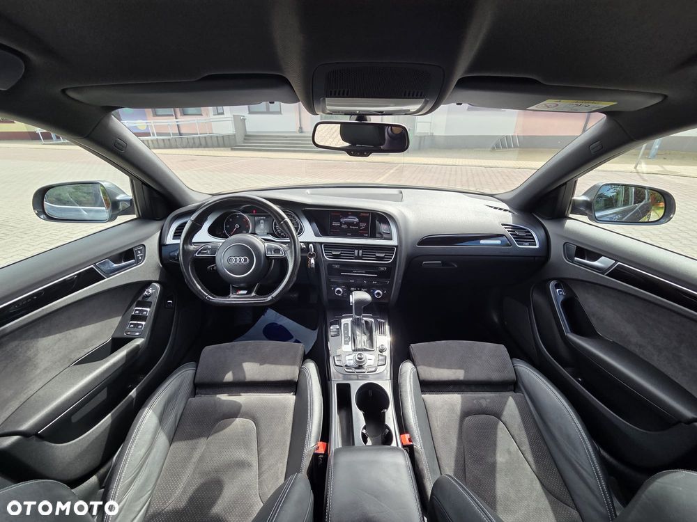 Audi A4 Avant 2.0 TDI Quattro Sport S tronic - 30