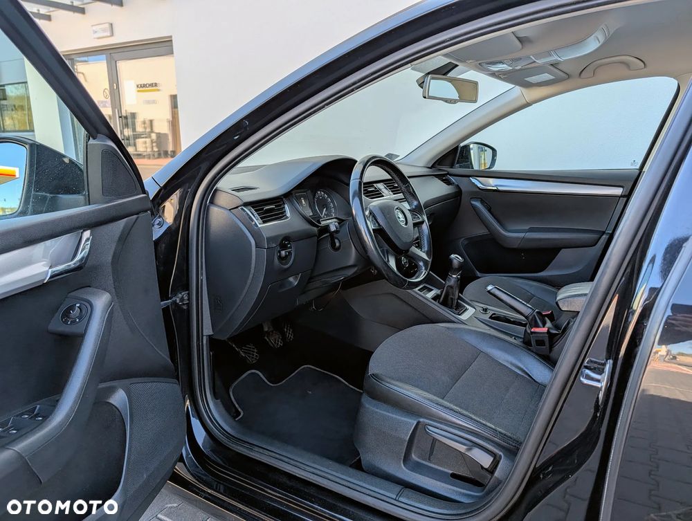 Skoda Octavia 1.6 TDI DPF Active - 12