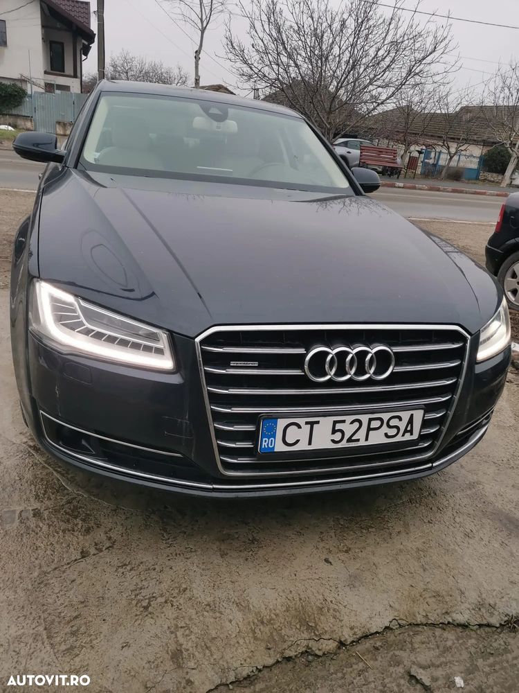 Audi A8 - 1