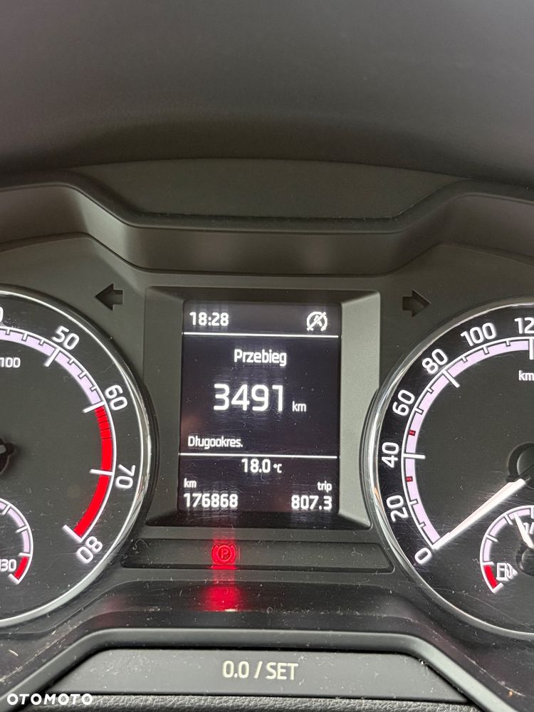 Skoda Octavia 1.5 TSI ACT Business - 11