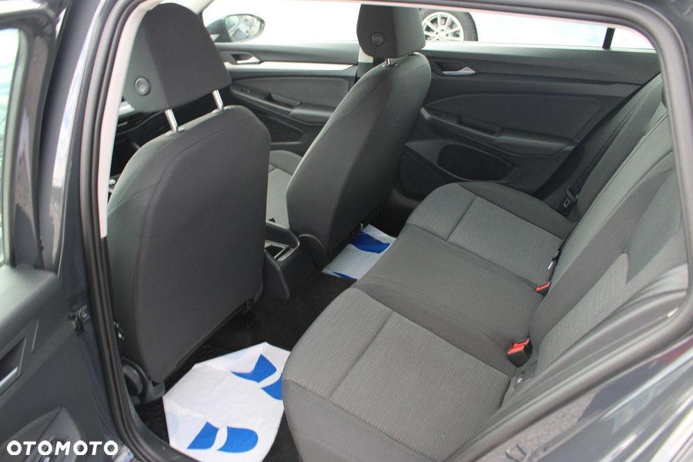 Volkswagen Golf - 13