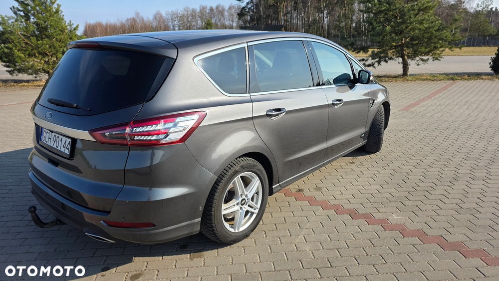 Ford S-Max - 15