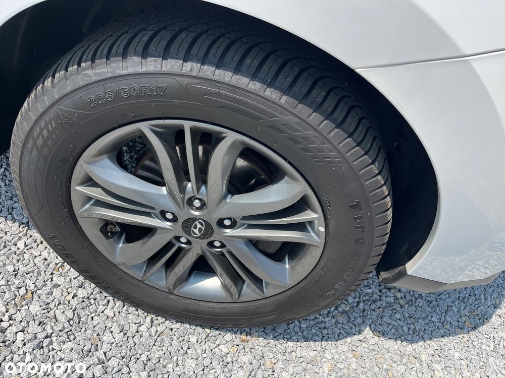 Hyundai ix35 1.6 2WD Fifa World Cup Edition - 12