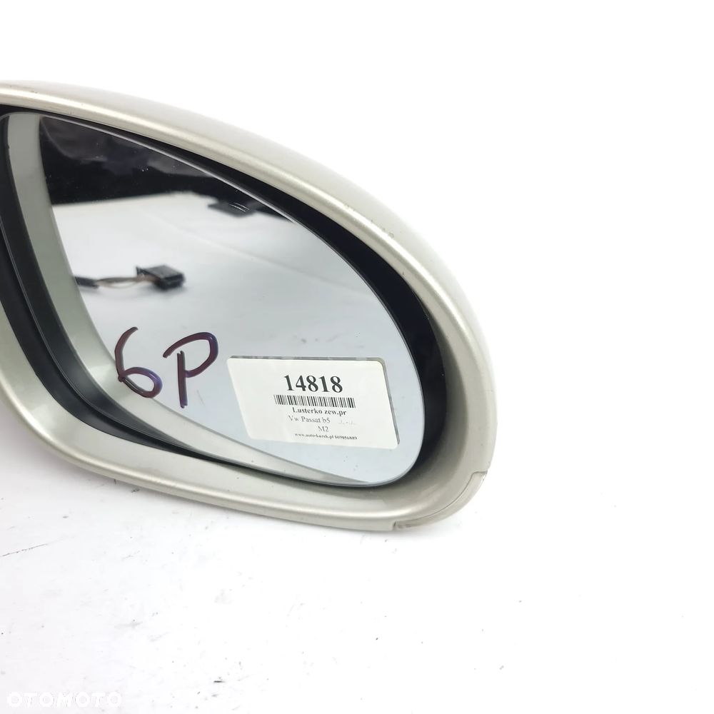 VW PASSAT B5 FL LIFT LUSTERKO PRAWE Z KIERUNKOWSKAZEM KIERUNKIEM 03-05 6 PIN EUROPA ZŁOTE - 4