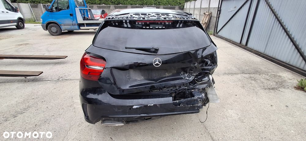 Mercedes-Benz Klasa A 160 d AMG Line - 8