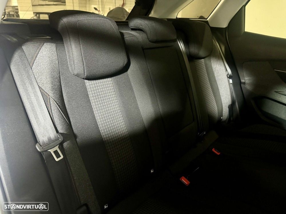 Peugeot 3008 1.2 PureTech Active Pack - 30