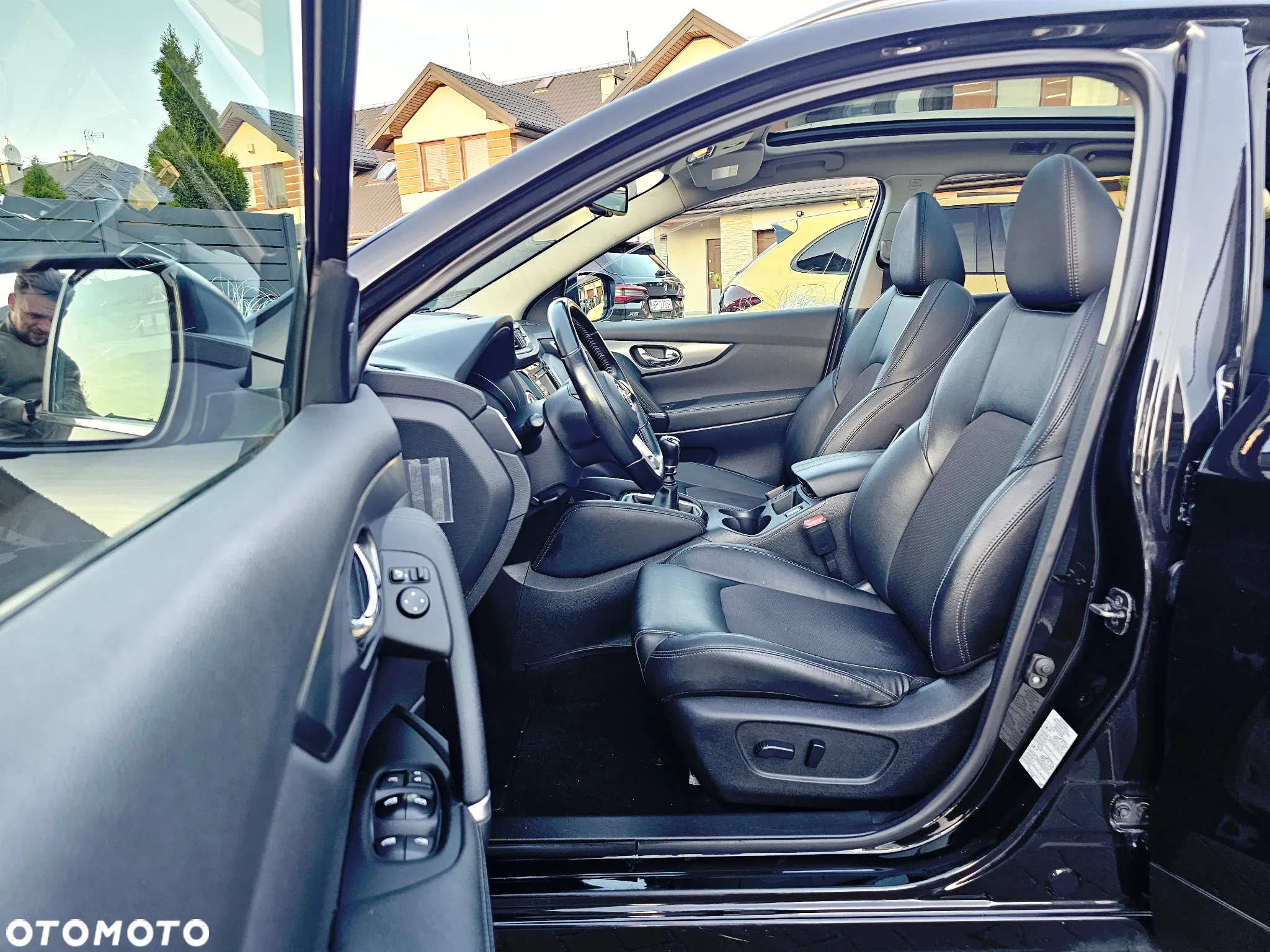 Nissan Qashqai 1.7 dCi TEKNA+ - 18