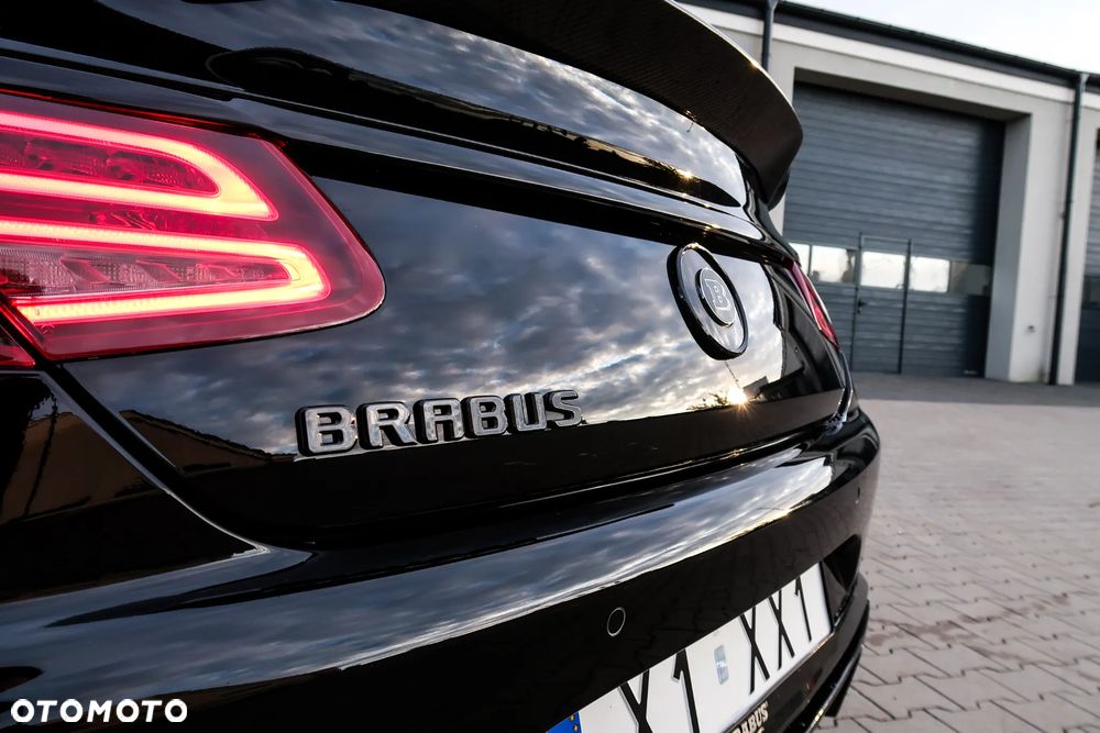 Mercedes-Benz Klasa S 500 4-Matic 7G-TRONIC - 23