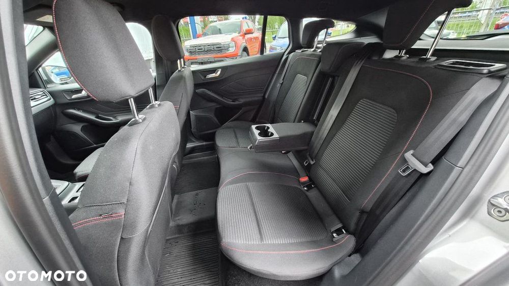 Ford Focus - 19