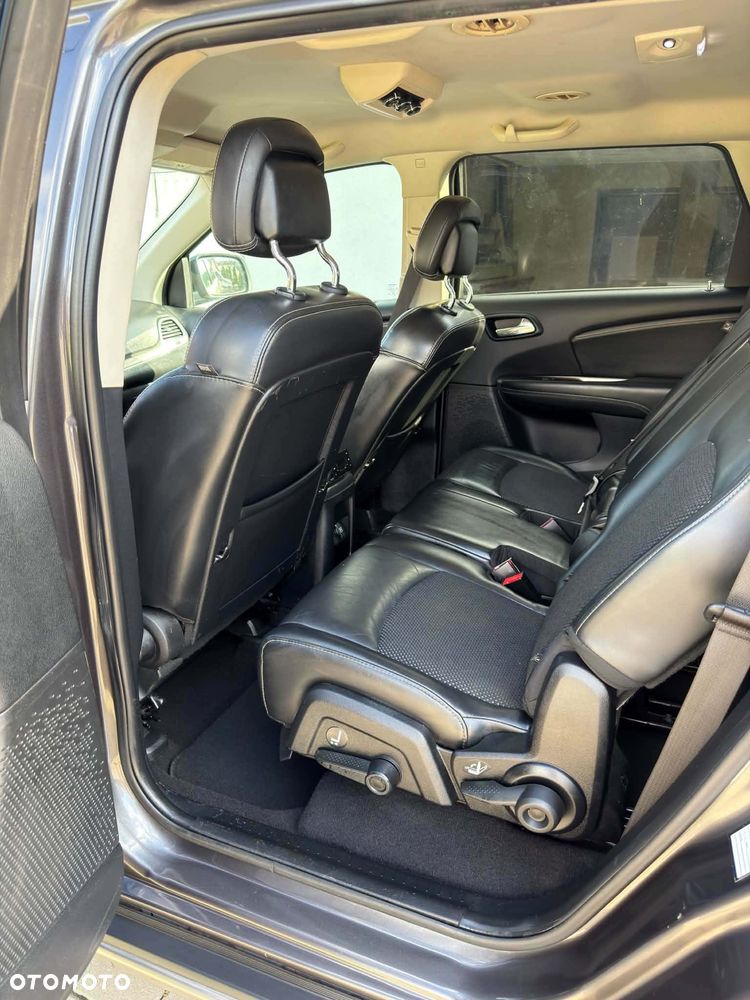 Dodge Journey - 14